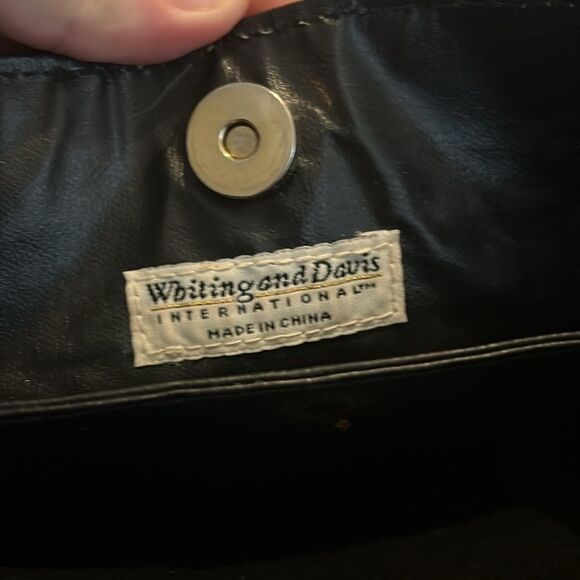 Whiting and Davis International hand bag - Picture 4 of 5